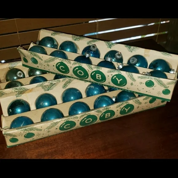 RESERVED For Alicia Vintage Christmas - Picture 9 of 14